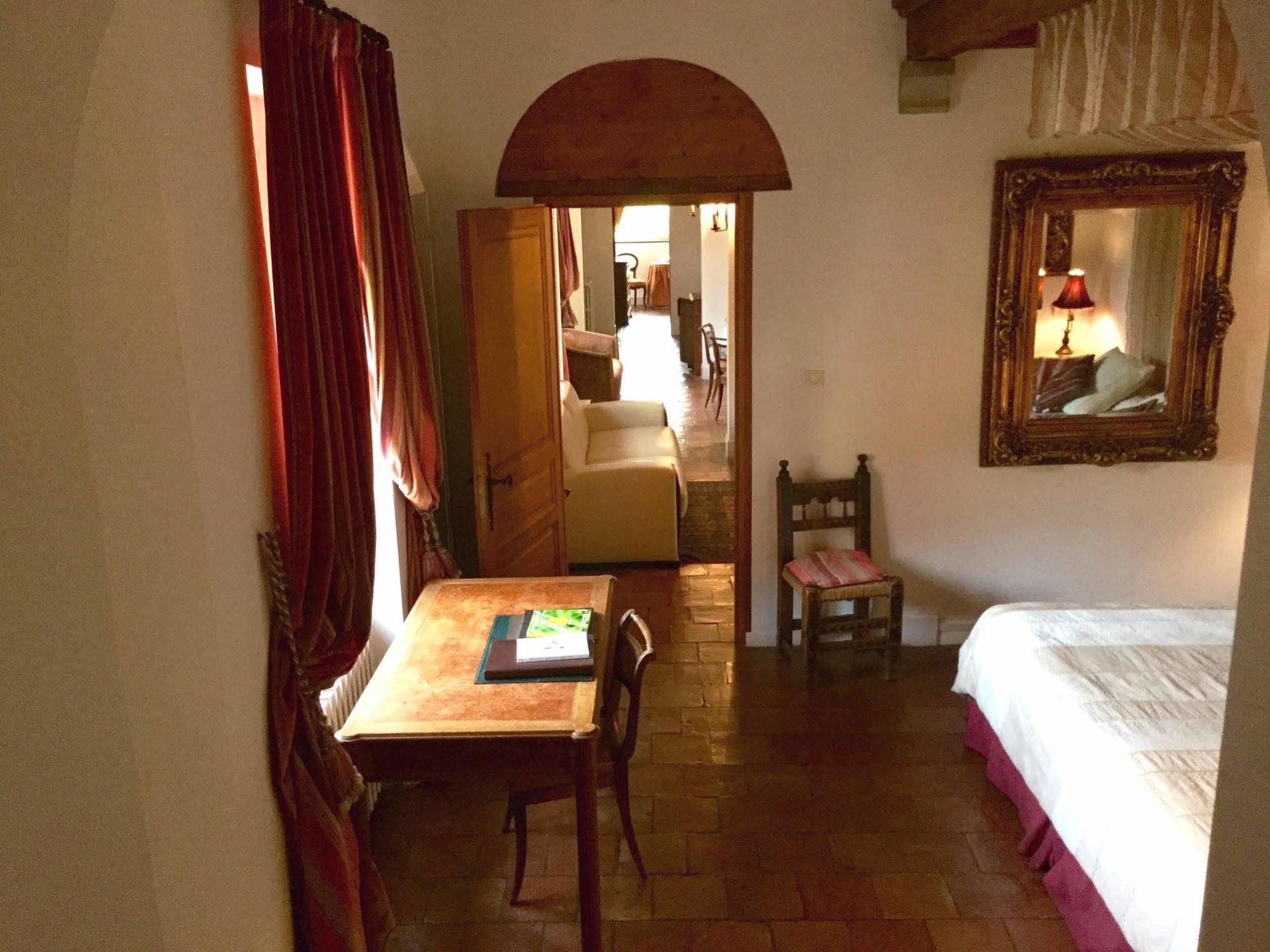 Château De Floure&spa Hébergement de vacances